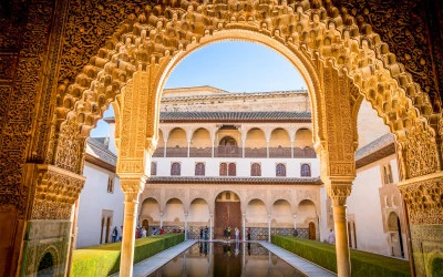 Alhambra de Granada: Tesoro arquitectónico único