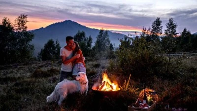 Aventura en pareja: camping romántico en la naturaleza