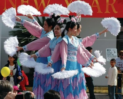 Encuentro de culturas en alojamientos multiculturales