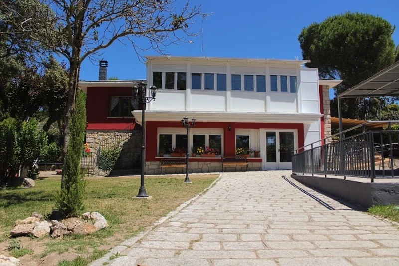 Residencia de mayores Los Claveles