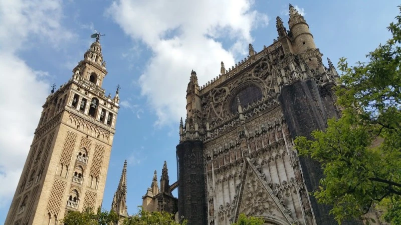 Sevilla Moving - Alojamientos y experiencias