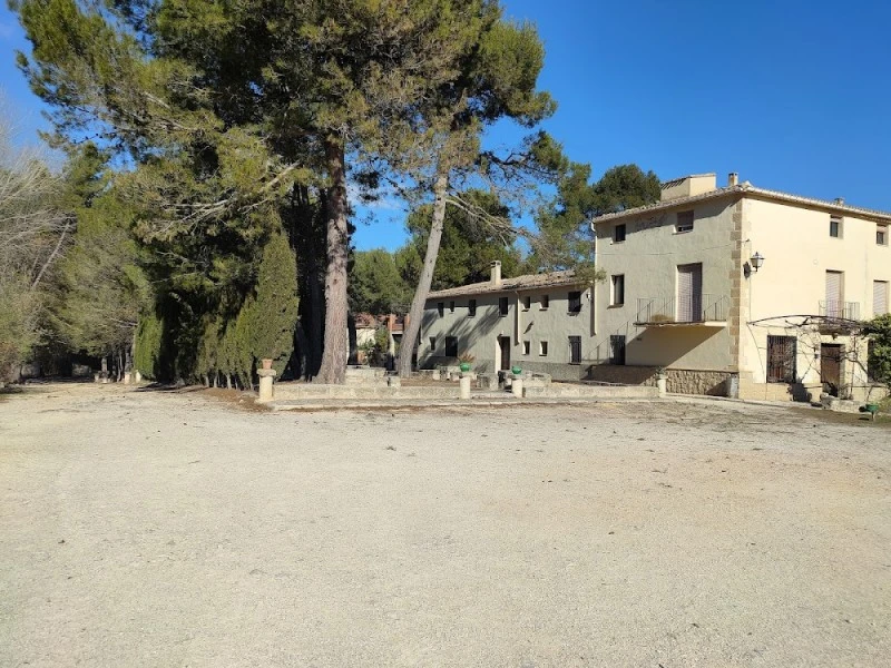 Fundación Baradello de Moya. Albergue y Casa de Retiro