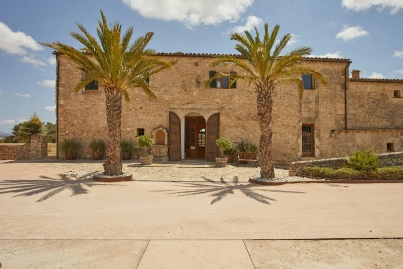 Hotel Rural Es Riquers
