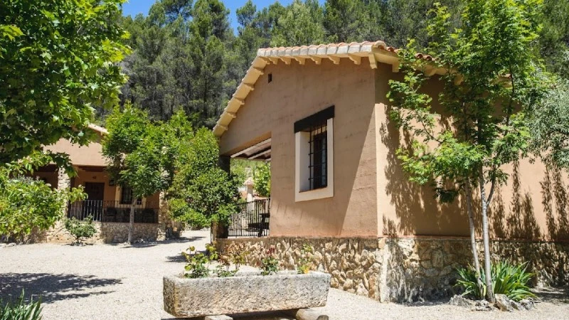 Casas Rurales Batan Rio Tus