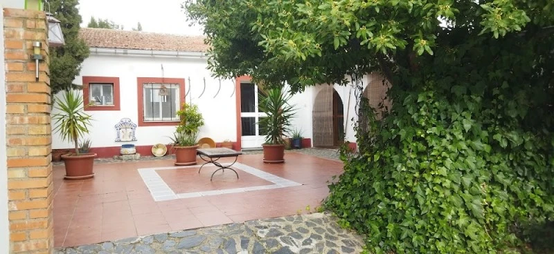 CORTIJO RURAL NAVALAPERDIZ