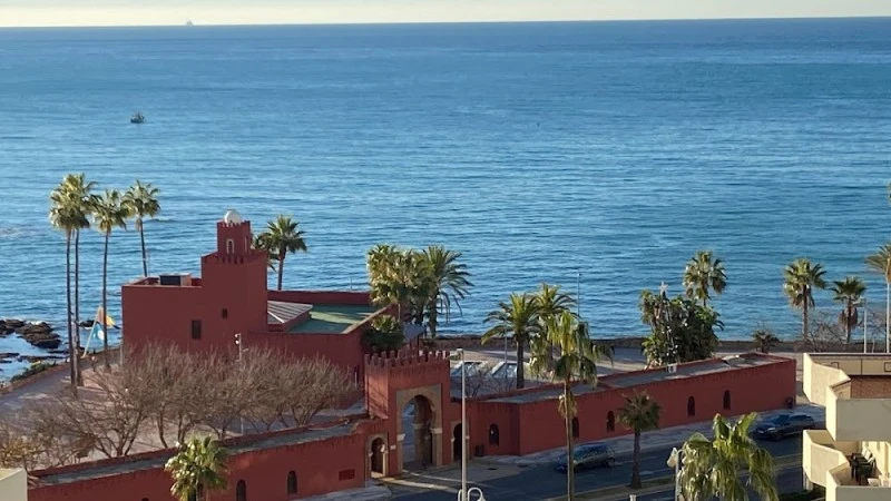 apartamentoenbenalbeach.com
