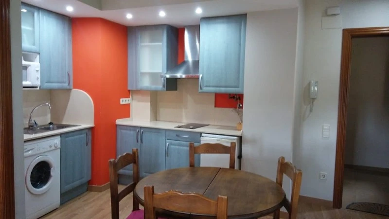 Apartamentos Alquezar