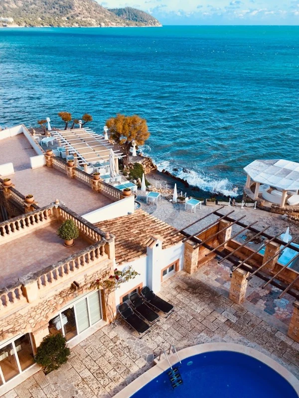APARTAMENTS CLUB PORT VERD. LONG TERM RENTAL APARTMENTS