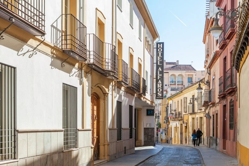 Hotel Macià Alfaros
