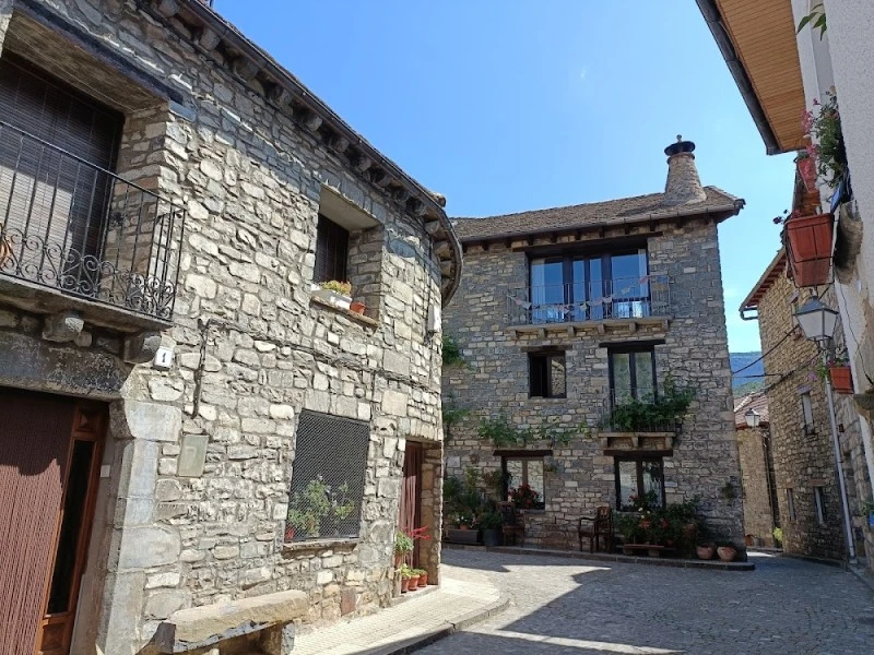 Aragües del Puerto