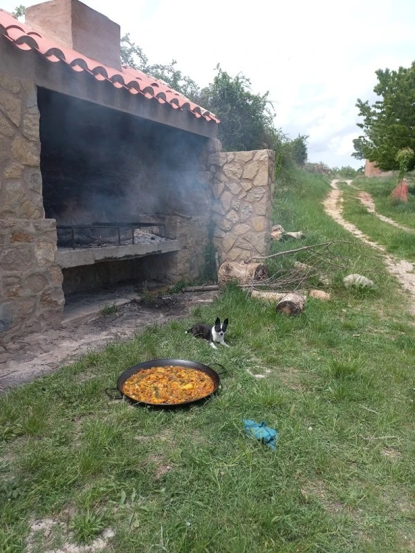 Área autocaravana la yesa