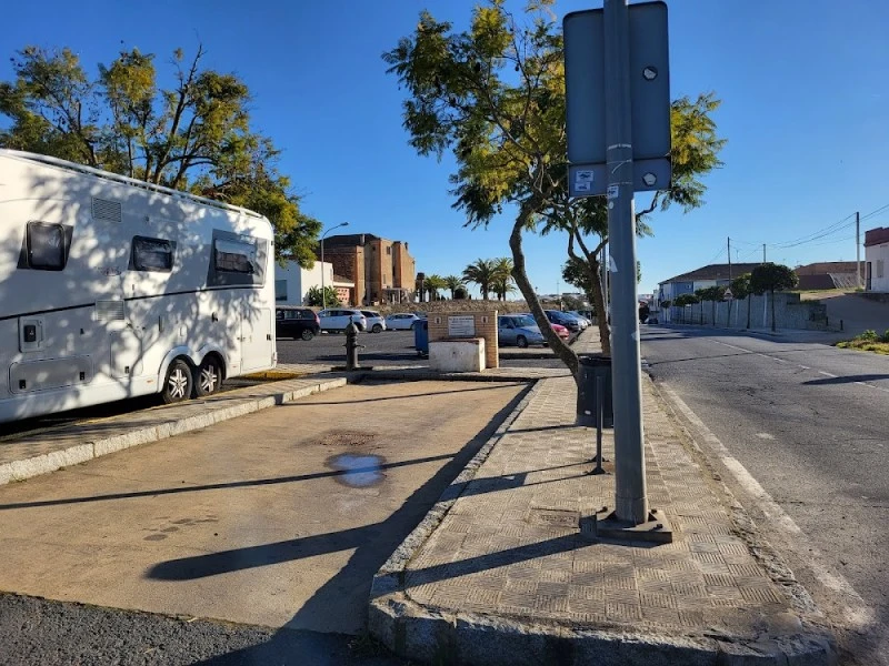 Área autocaravanas Valverde del Camino