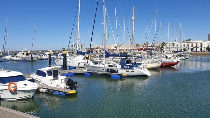 Área de Estacionamiento de Autocaravanas Puerto de Ayamonte