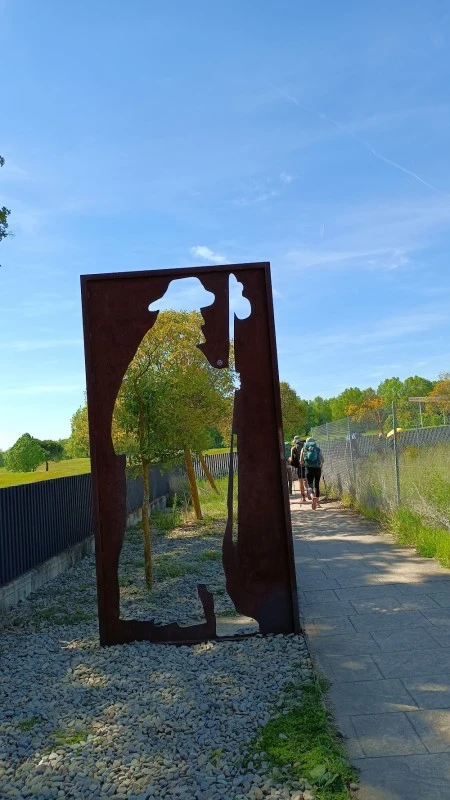 Bajo con jardín Cirueña Golf