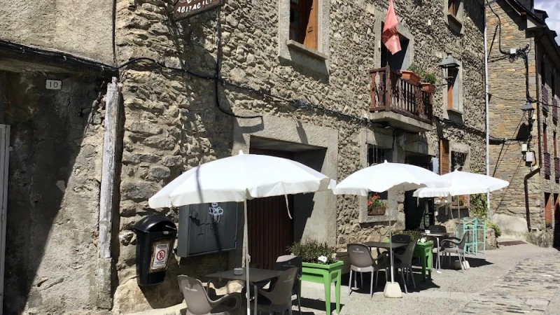 Bar/Pensión Montanha