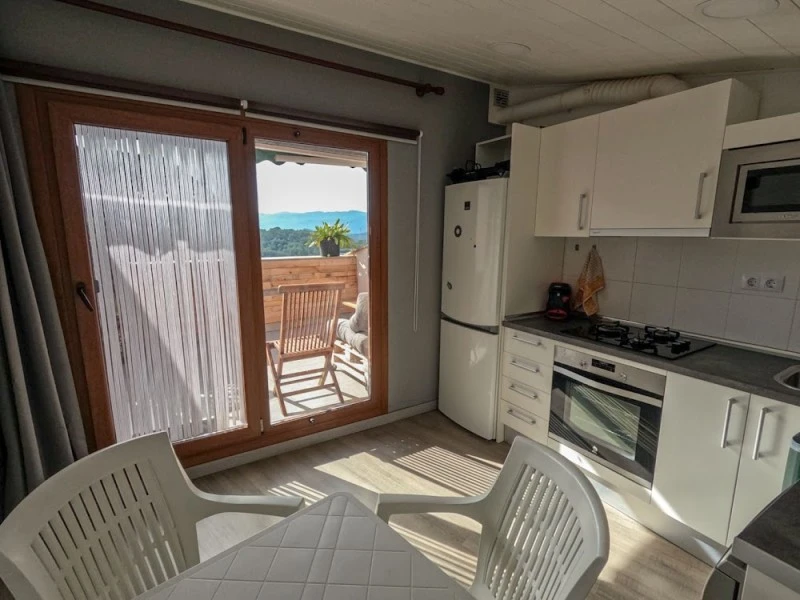 CA L'ENGRÀCIA - Apartamento turistico alquiler vacacional