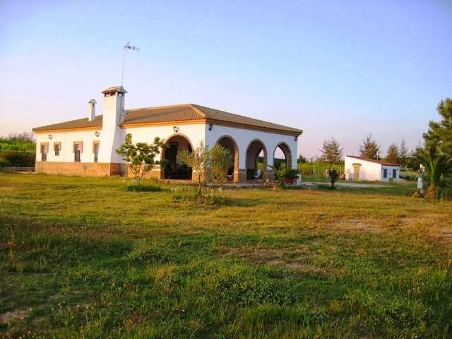 CASA 10 PERSONAS EN ALQUILER EN EL ROMPIDO