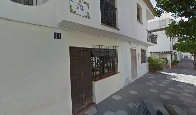 Casita Del Reloj