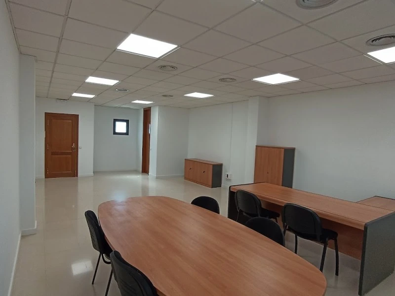 La Plana Oficines De Lloguer