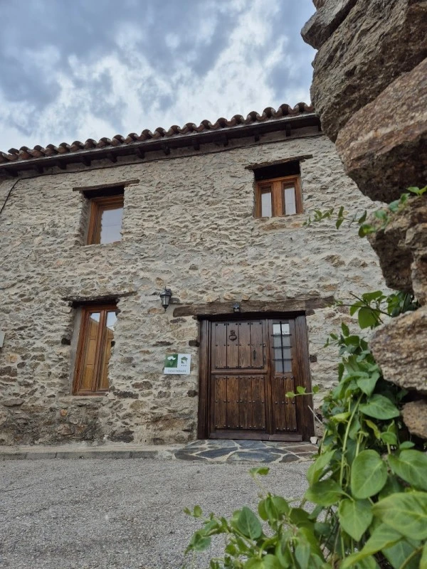 El Encanto de Bustares