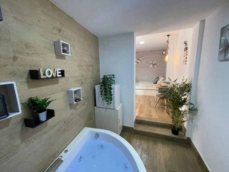 Estudio BF Jacuzzi Jerez