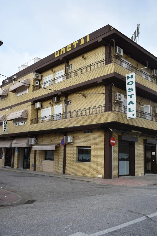 Hostal Alamare