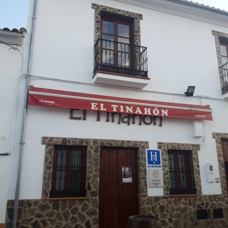 Hostal Restaurante El Tinahón
