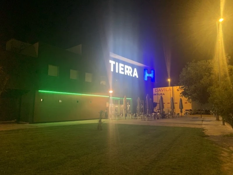 Hotel tierra