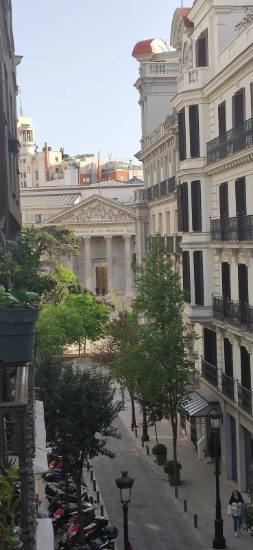 HOSTAL VILLAMAÑEZ