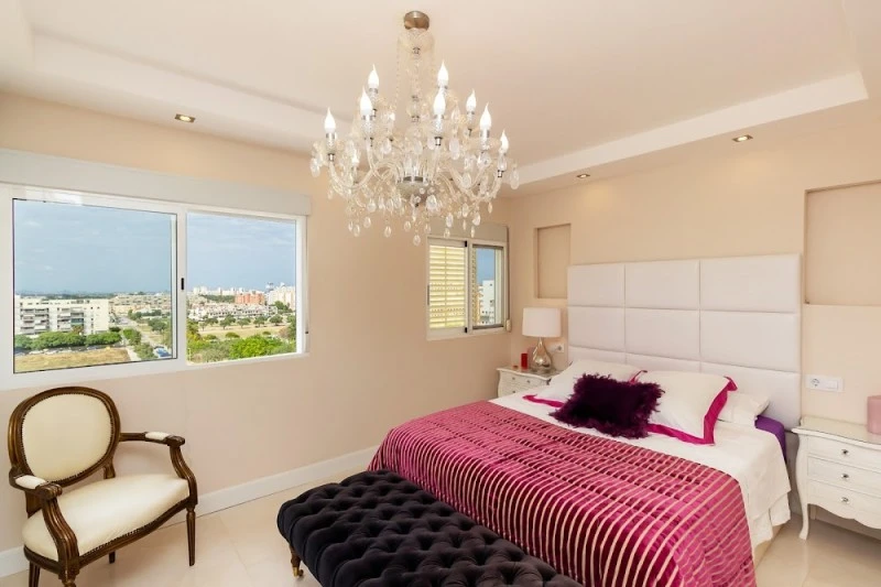 The White Apartment: luxury, beach and design