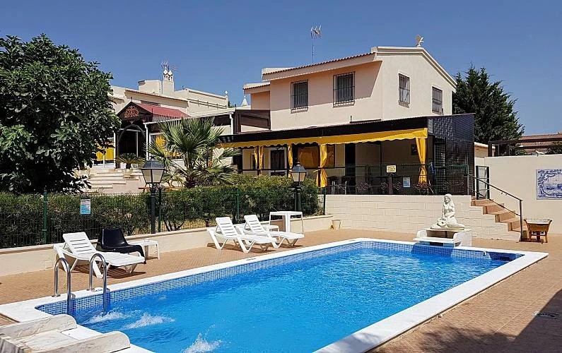 Finca Los Barrancos casa rural con piscina en la Antilla