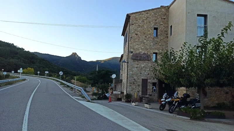 Hotel Can Mach