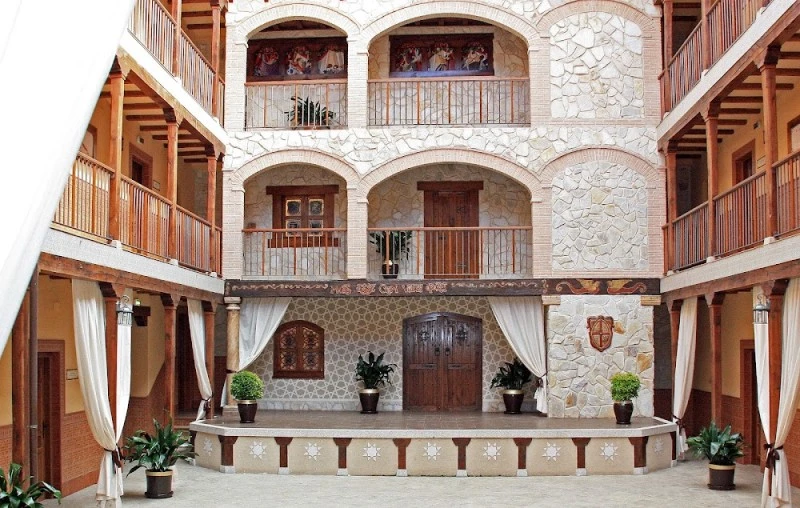 Apartamentos Rurales La Platea
