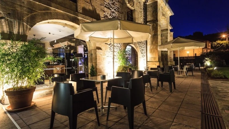 HOTEL LOS GUARDESES