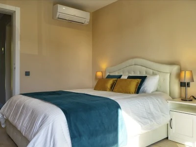 Aparthotel. Castelldelfels. Castell Petit. Gavà Mar. Отдых у моря в Барселоне