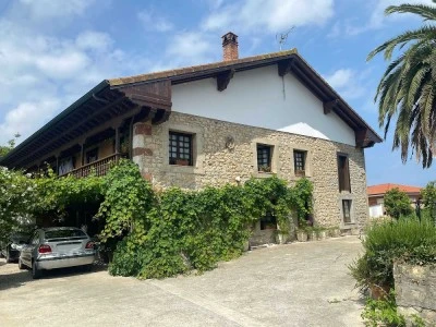La Casa de Allá
