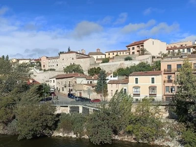 A los Ojos del Río Duero