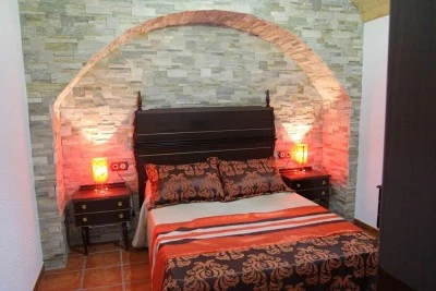 Apartamentos Cuevas Las Chimeneas