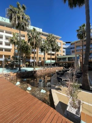 Oasis Hotel