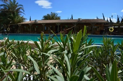Hotel El Rancho los Montesinos