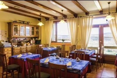 Hotel Tierra de Lobos ( Aceptamos Mascotas )