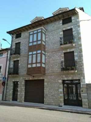 Apartamentos Tesla