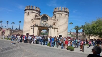 APARTAMENTOS TURISTICOS BADAJOZ S.L