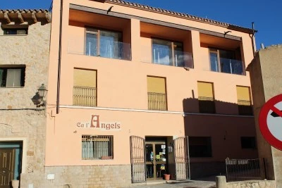 Alojamiento Restaurante Ca l'Àngels