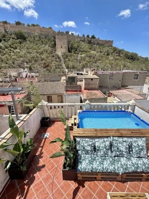 Casa con Jacuzzi y Piscina con Vistas al Castillo