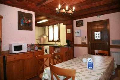Casa Rural Arratzain - SIDRERIA-