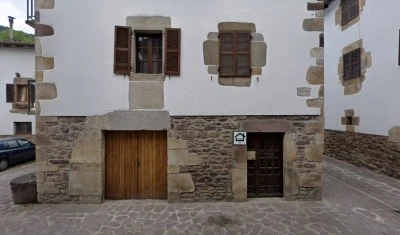 Casa Rural Arzenea