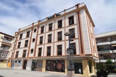 DLJ Andújar Centro Apartamentos