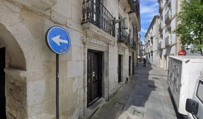 Emblemático y genuino: la entrada al Casco Viejo