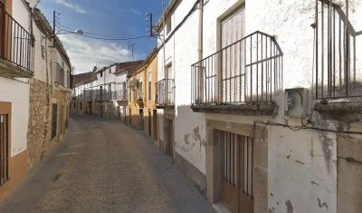 GARCIA DE PAREDES APARTAMENTOS